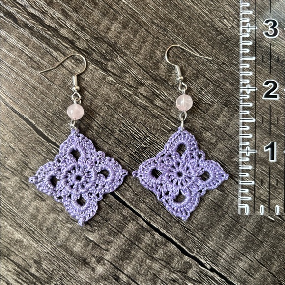 NWOT Lacy Lavender Crochet Earrings - Picture 6 of 6